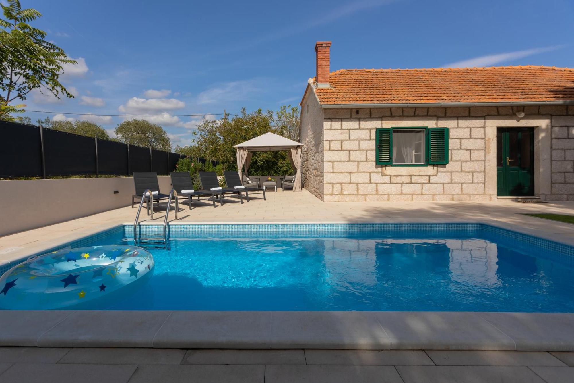 Experience Village Life - Jokini Dvori With Private Pool Pakovo Selo Exterior foto